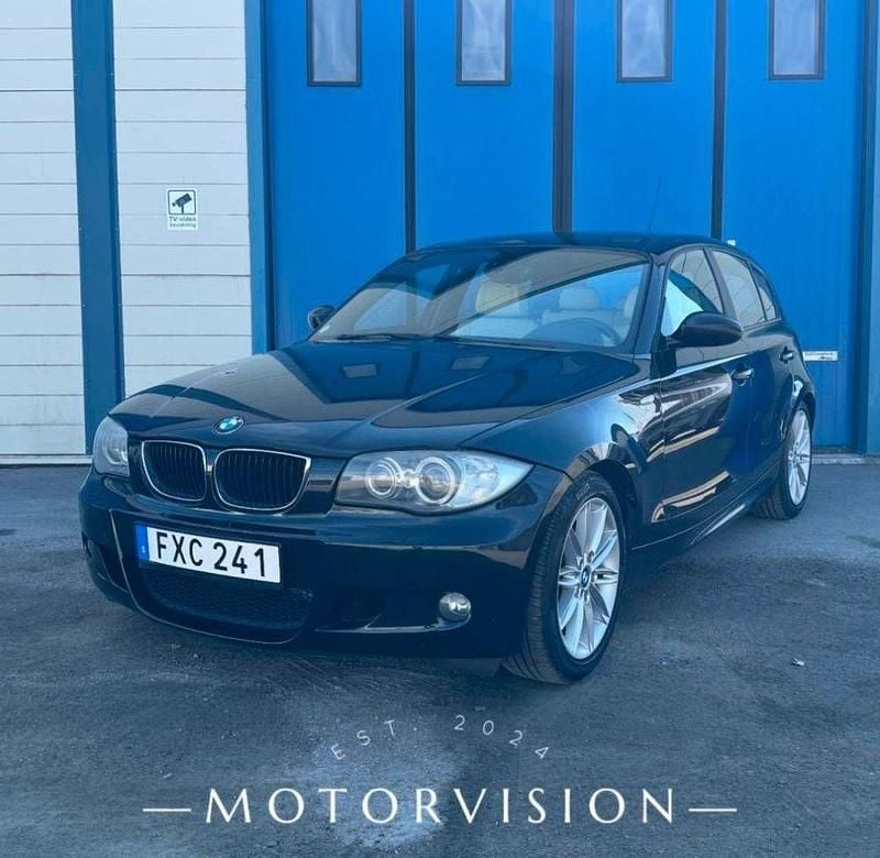Svart Begagnad 2007 BMW 120 M Sport Halvkombi | 40 000 kr (Superpris) - Bild 1/4