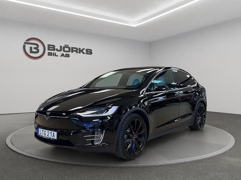 Svart Begagnad 2019 Tesla Model X Performance SUV | 559 500 kr (Marknadspris) - Bild 1/4