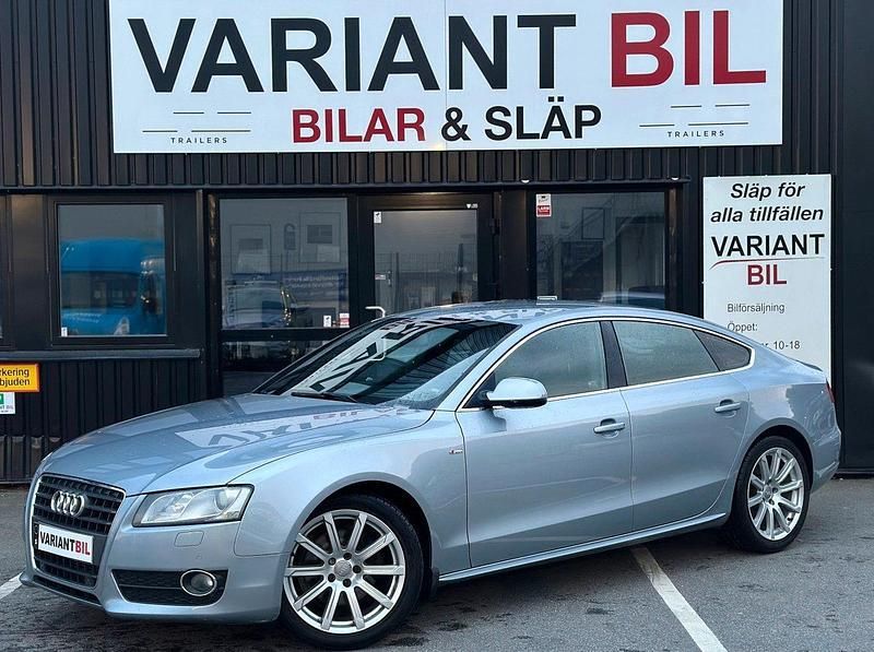 Silver Begagnad 2011 Audi A5 Sportback Comfort Halvkombi | 109 700 kr (Bra pris) - Bild 1/4