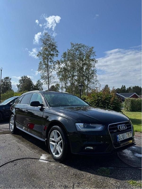 Svart Begagnad 2013 Audi A4 Kombi | 90 000 kr (Bra pris) - Bild 1/4