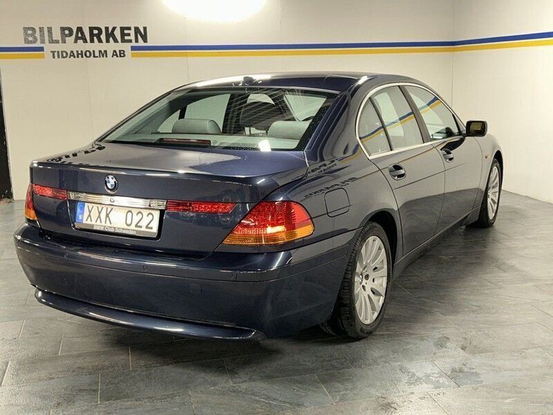 Begagnad BMW 735 272 HK (200 kW) 2001 Blå Sedan