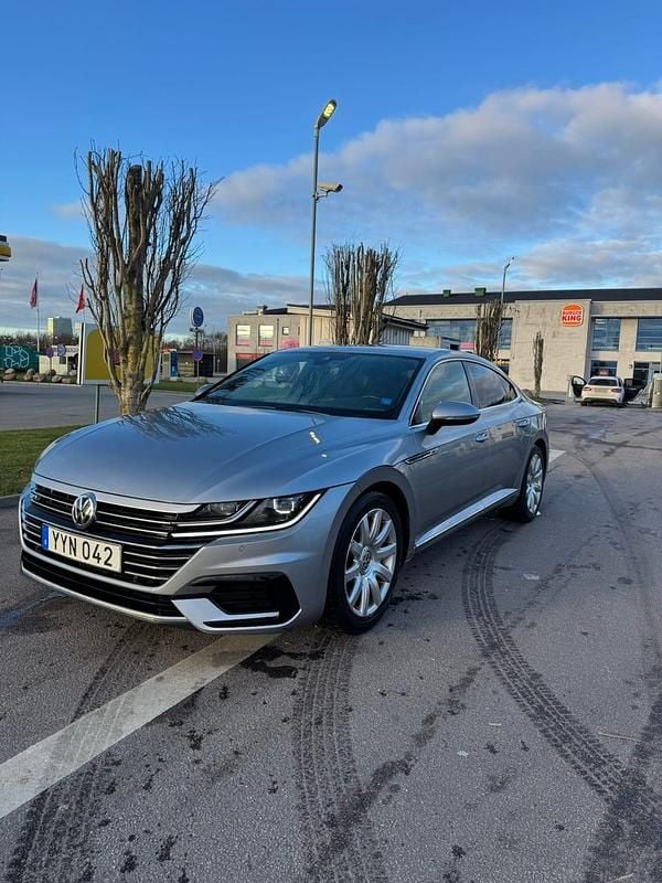 Begagnad VW Arteon 190 HK (139 kW) 2019 Halvkombi