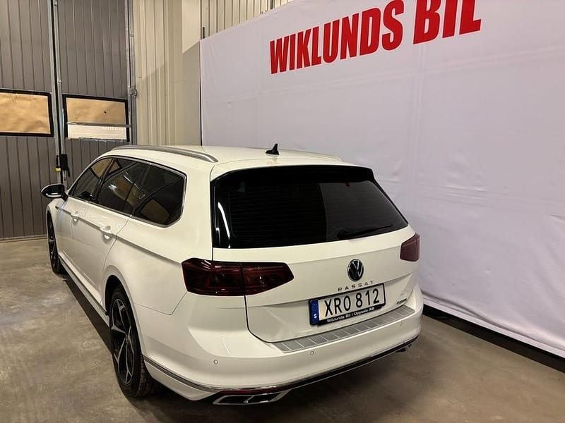 Begagnad VW Passat GT 200 HK (147 kW) 2021 Vit Kombi