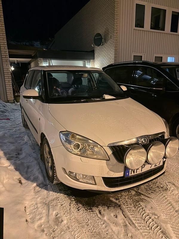 Begagnad 2013 Skoda Fabia | 30 000 kr (Marknadspris) - Bild 1/1