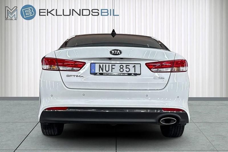 Begagnad Kia Optima Launch Edition 141 HK (103 kW) 2016 Vit Sedan