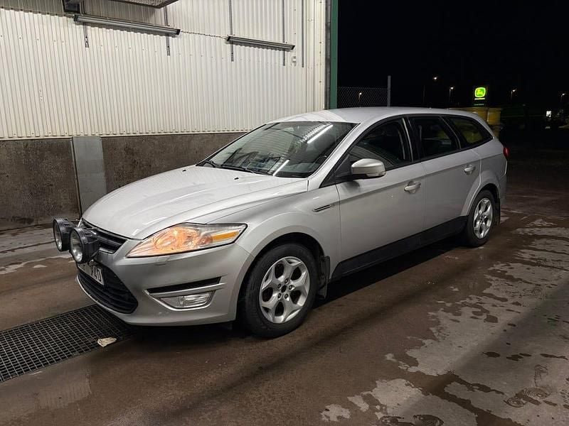 Begagnad 2011 Ford Mondeo Kombi | 23 000 kr (Marknadspris) - Bild 1/4