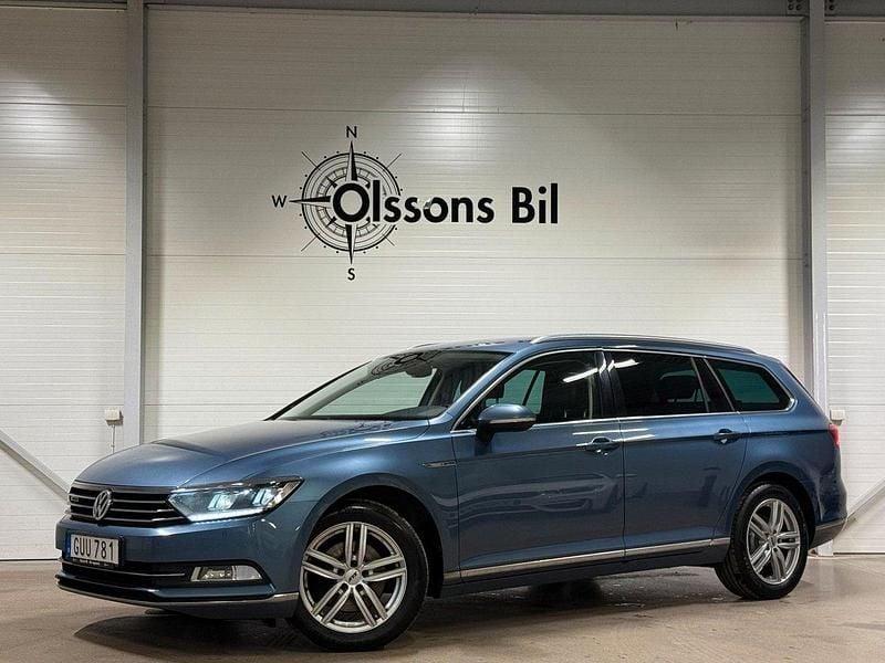 Blå Begagnad 2015 VW Passat Kombi | 159 900 kr (Marknadspris) - Bild 1/4