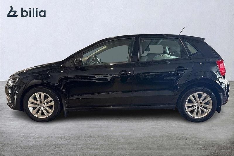 Svart Begagnad 2014 VW Polo Halvkombi | 108 000 kr (Superpris) - Bild 1/4