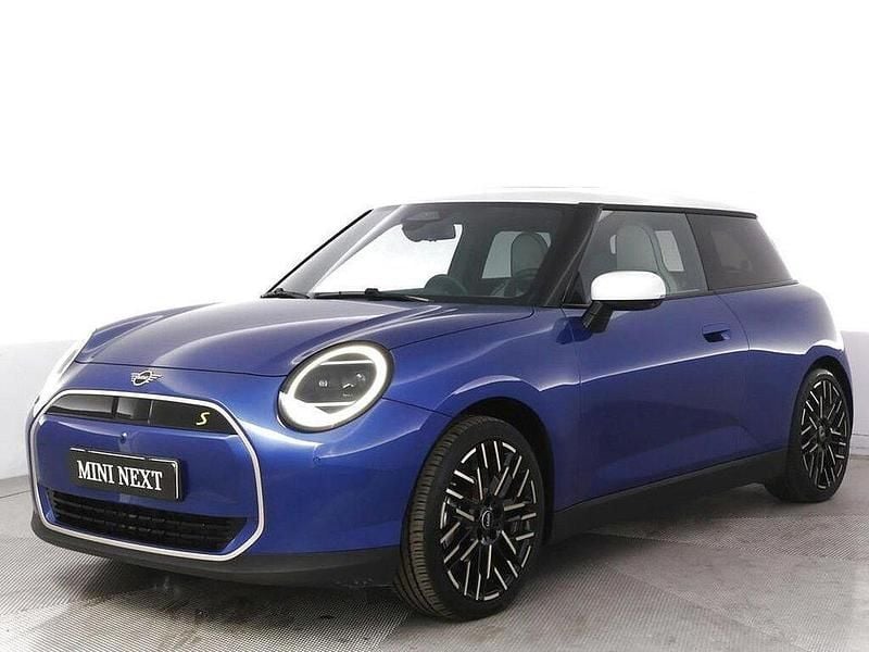 Blå Begagnad 2023 Mini Cooper SE Halvkombi | 454 900 kr - Bild 1/4