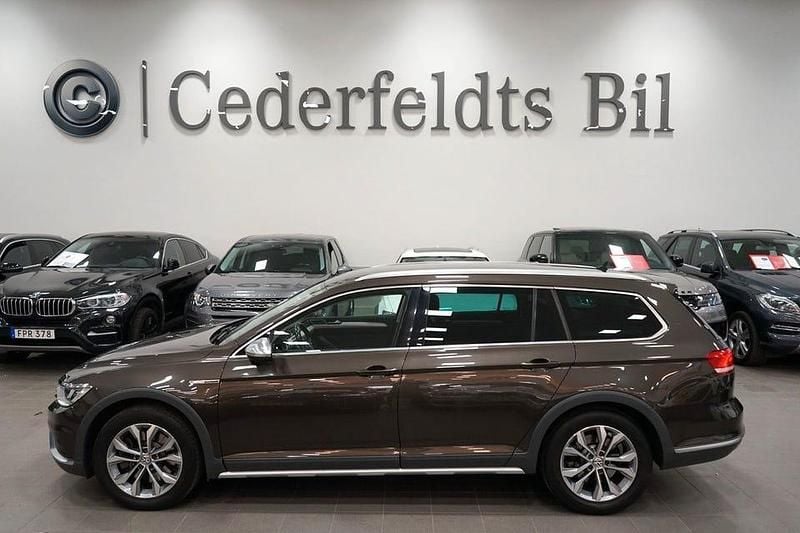 Begagnad VW Passat Alltrack GTS 239 HK (175 kW) 2016 Mörkbrun Kombi