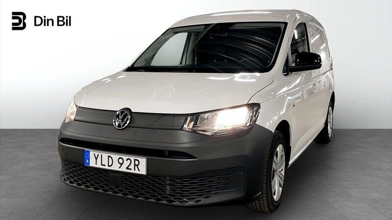 Vit Begagnad 2021 VW Caddy Minibuss | 204 900 kr (Marknadspris) - Bild 1/4