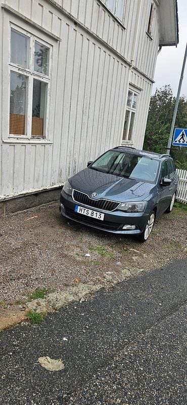 Begagnad Skoda Fabia 90 HK (66 kW) 2017 Kombi