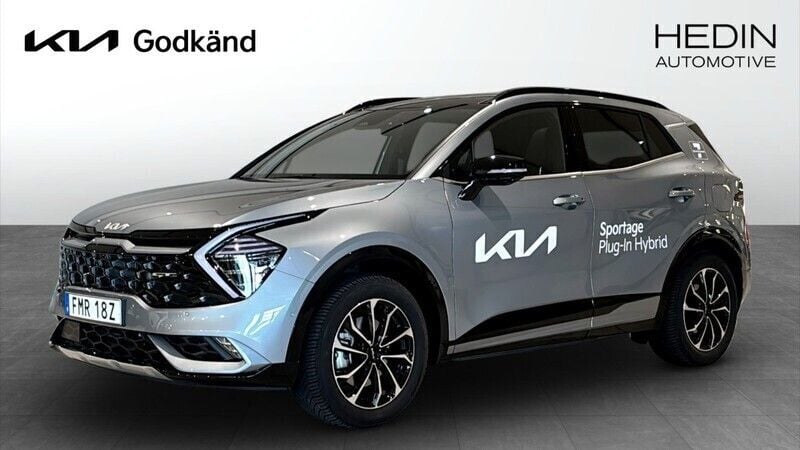 Grå (silver) Begagnad 2025 Kia Sportage GT-Line SUV | 469 475 kr (Marknadspris) - Bild 1/4