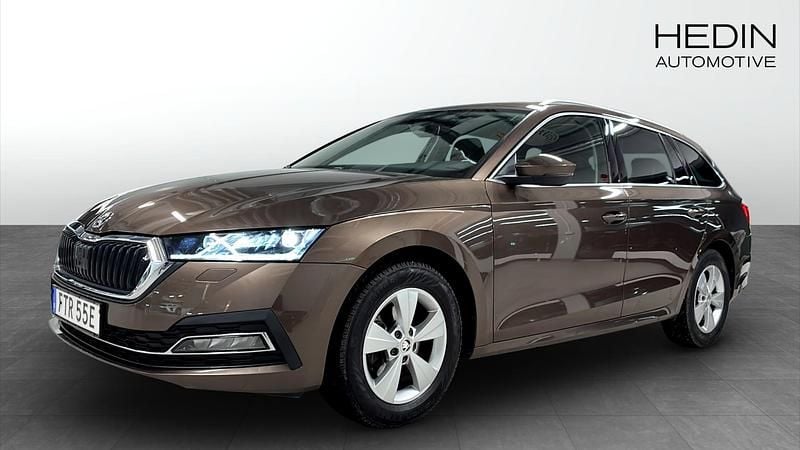 Brun Begagnad 2020 Skoda Octavia Style Kombi | 204 900 kr (Bra pris) - Bild 1/4