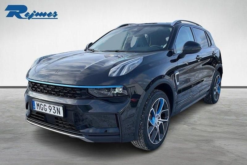 Svart Begagnad 2021 Lynk & Co 01 SUV | 249 800 kr (Marknadspris) - Bild 1/4