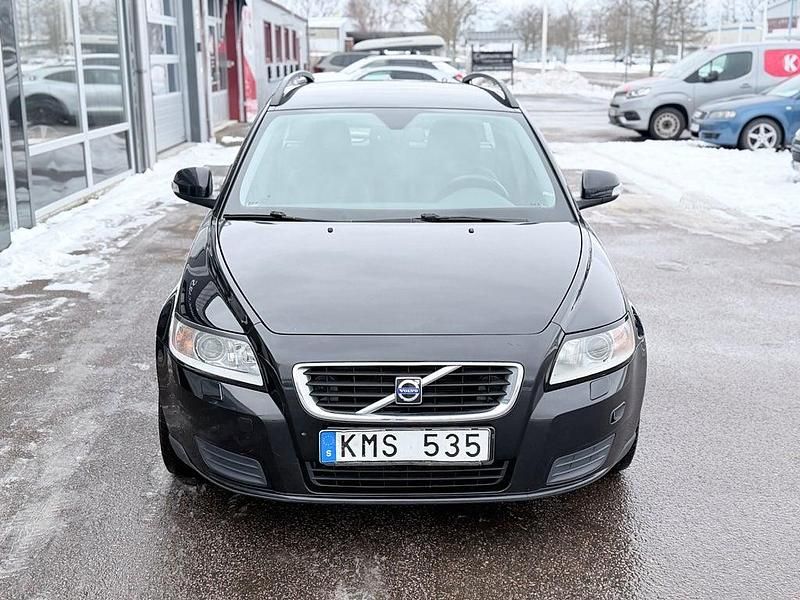 Begagnad Volvo V50 Kinetic 125 HK (91 kW) 2009 Svart Kombi