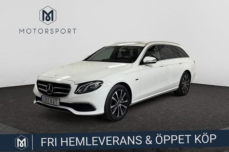 Vit Begagnad 2020 Mercedes E300 Kombi | 294 900 kr (Superpris) - Bild 1/3