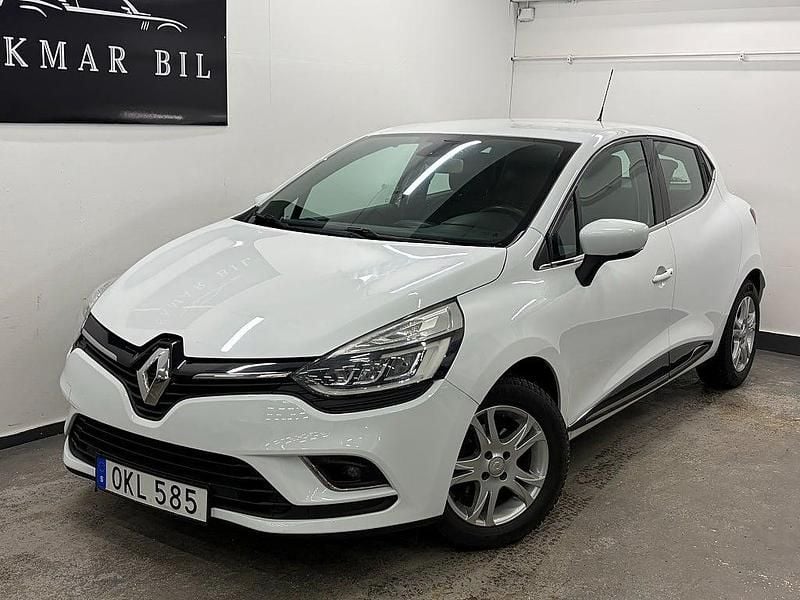 Begagnad Renault Clio IV 90 HK (66 kW) 2016 Vit Halvkombi