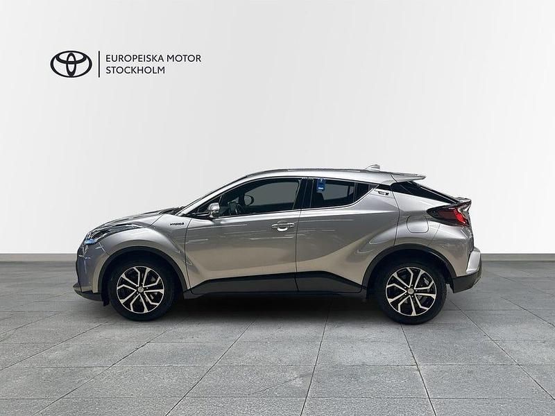 Begagnad Toyota C-HR Edition 122 HK (89 kW) 2021 Silvermetallic SUV