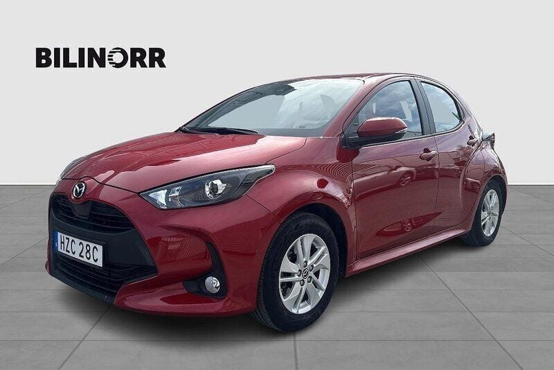Röd Begagnad 2022 Mazda 2 Halvkombi | 219 900 kr - Bild 1/4