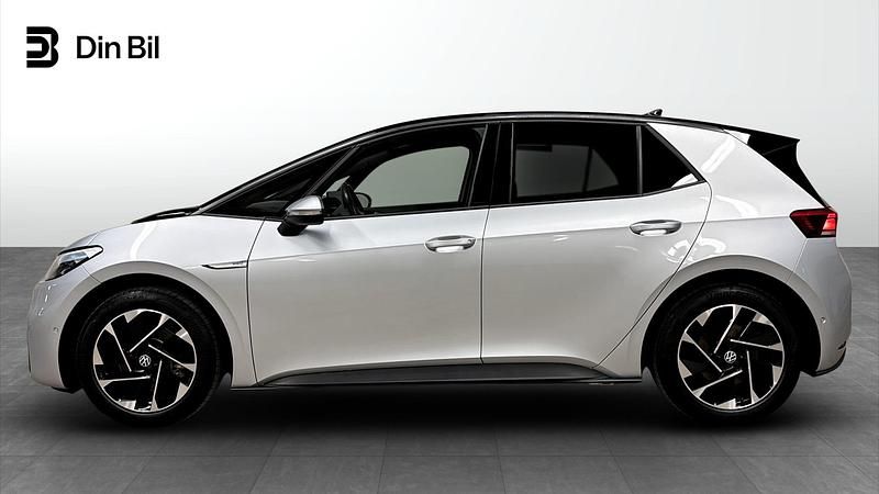Begagnad VW ID.3 Pro Performance 150 kW (204 HK) 2022 Silver Halvkombi