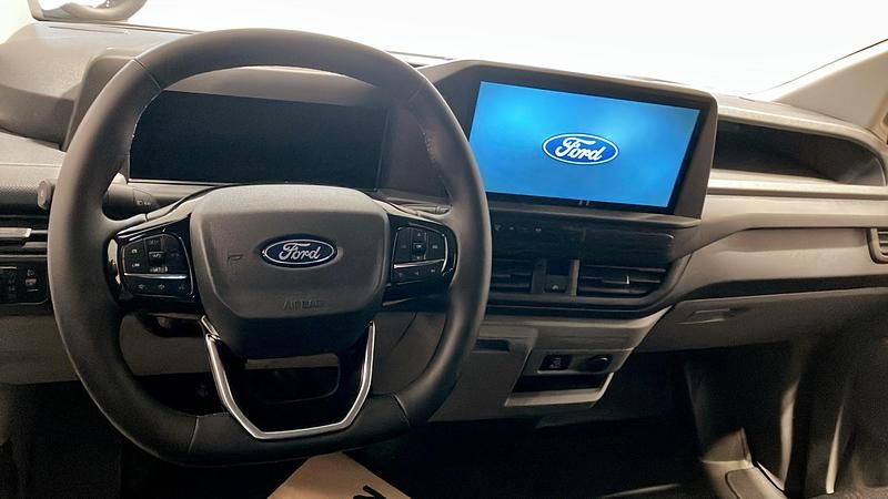 Ny Ford Transit 2026 Vit Sedan