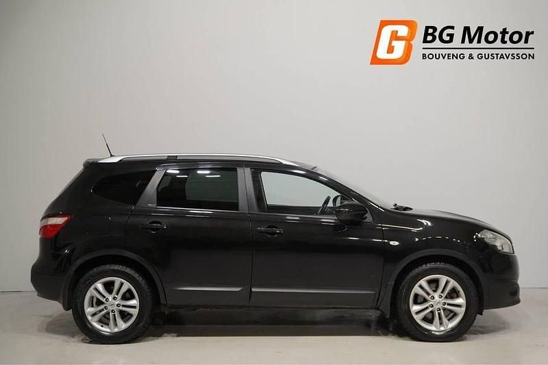 Begagnad Nissan Qashqai +2 150 HK (110 kW) 2011 Svart SUV