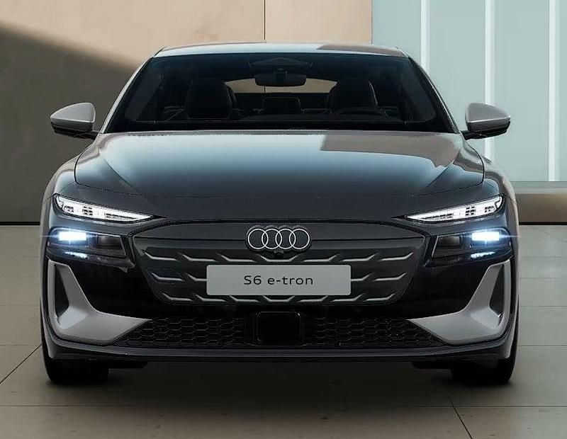 Ny Audi e-tron Comfort 369 kW (503 HK) 2025 SUV