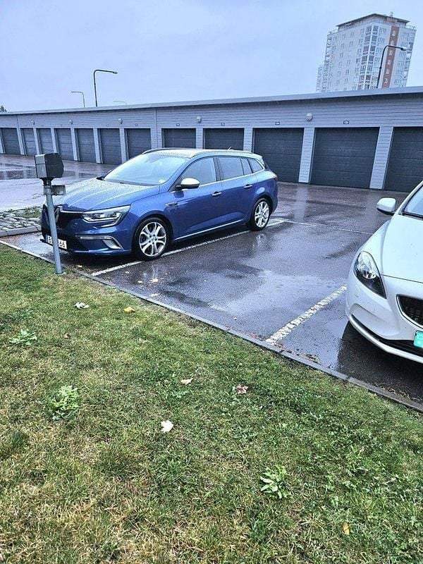 Begagnad 2018 Renault Mégane GrandTour GT Kombi | 143 000 kr - Bild 1/4