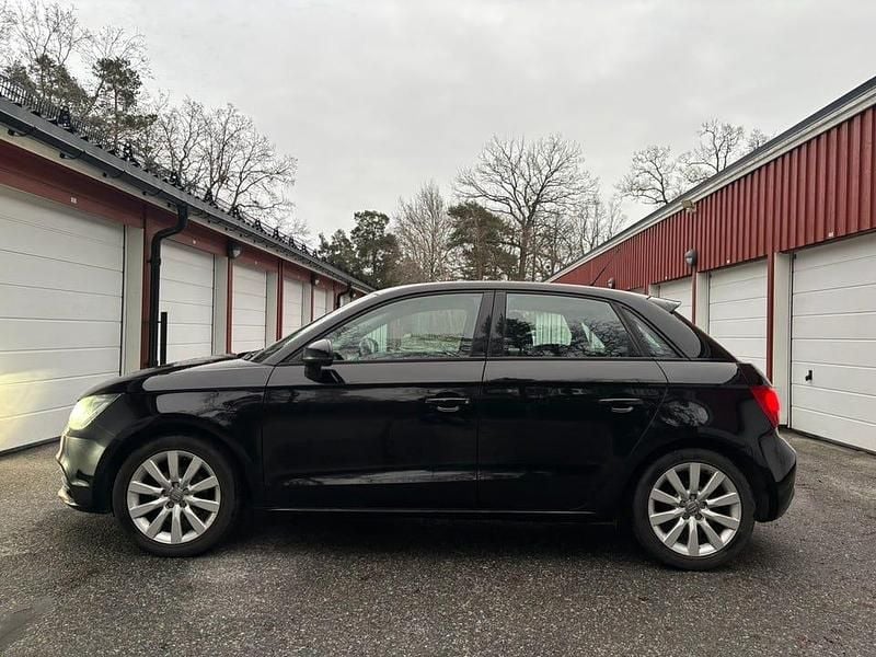 Begagnad 2013 Audi A1 Sportback Halvkombi | 54 000 kr (Bra pris) - Bild 1/4