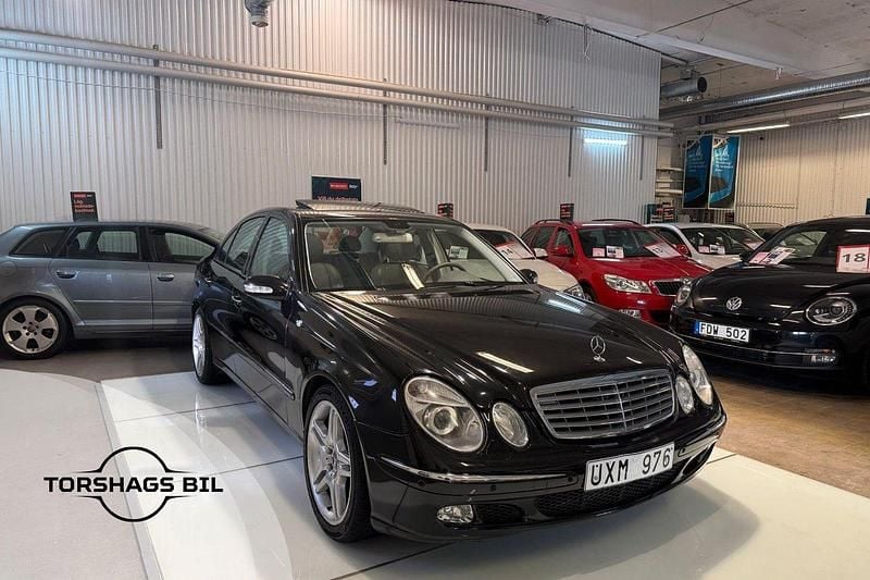 Svart Begagnad 2003 Mercedes E500 Sedan | 74 900 kr - Bild 1/3