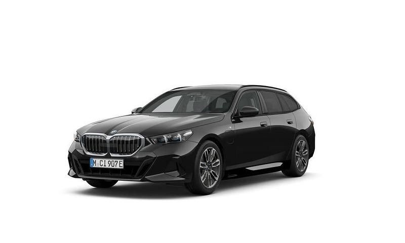 Ny BMW 530 M Sport 299 HK (219 kW) 2025 Black sapphire metallic Kombi