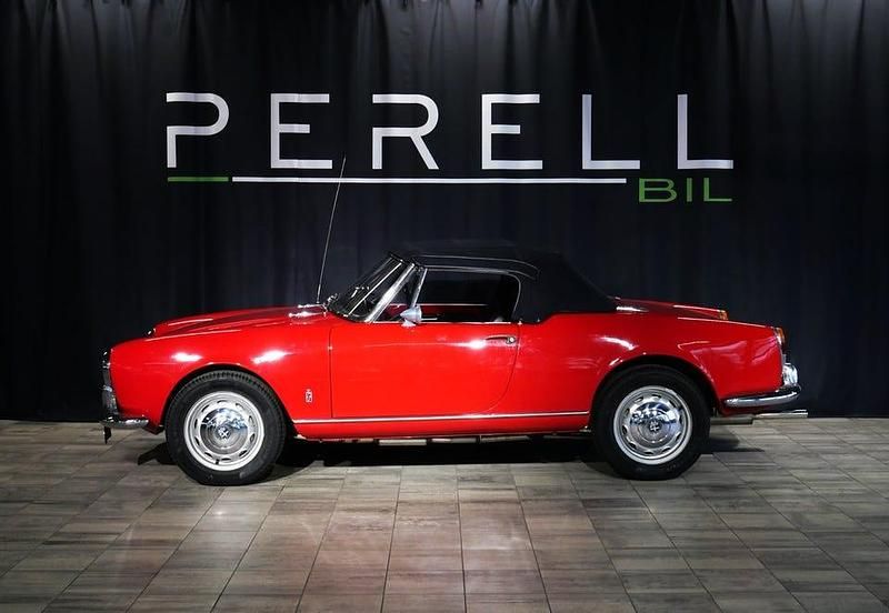 Begagnad Alfa Romeo Giulia 92 HK (67 kW) 1964 Röd Cab