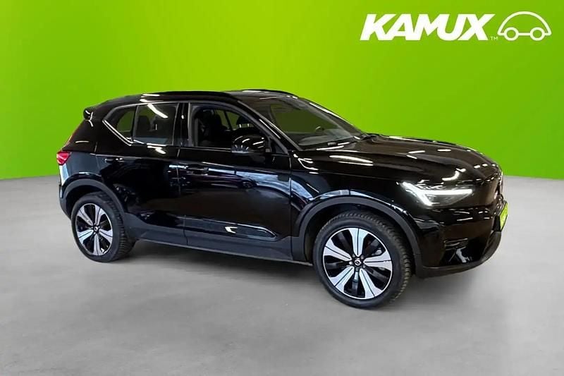 Begagnad Volvo XC40 Plus 300 kW (408 HK) 2023 Svart SUV