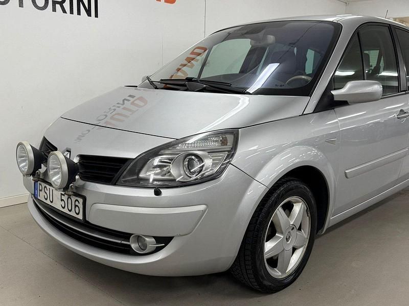 Begagnad Renault Grand Scénic II 163 HK (119 kW) 2007 Ljusgrå Minibuss
