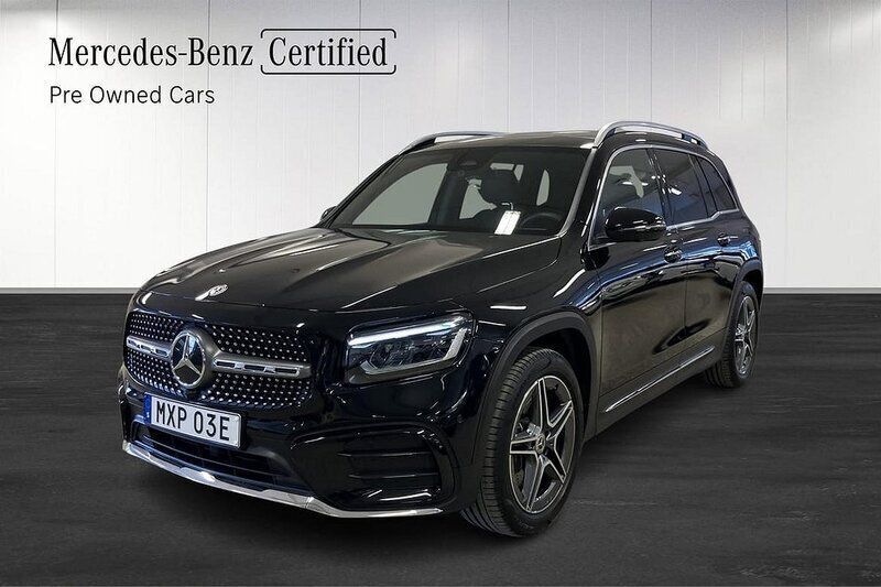 Svart Begagnad 2024 Mercedes GLB220 AMG Line Premium SUV | 499 000 kr (Marknadspris) - Bild 1/4