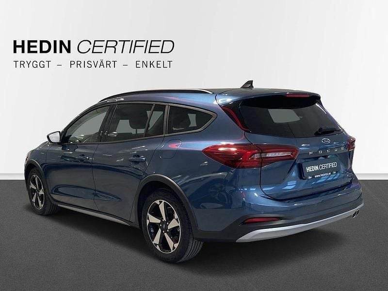 Begagnad Ford Focus Active 125 HK (91 kW) 2023 Blå Kombi