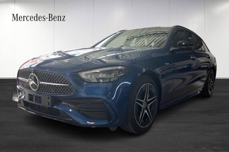 Ny 2025 Mercedes C300e AMG Kombi | 671 750 kr (Lite dyr) - Bild 1/4