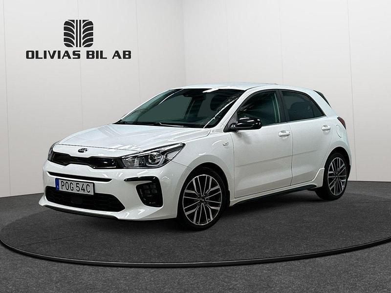 Vit Begagnad 2020 Kia Rio GT-Line Halvkombi | 149 400 kr (Marknadspris) - Bild 1/4