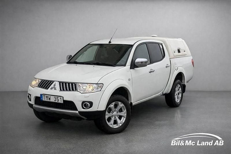 Begagnad Mitsubishi L200 178 HK (130 kW) 2011 Vit Pickup
