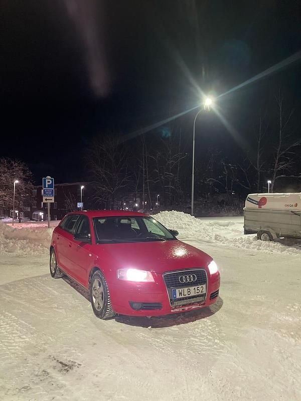 Begagnad 2005 Audi A3 Sportback Halvkombi | 33 000 kr (Marknadspris) - Bild 1/4