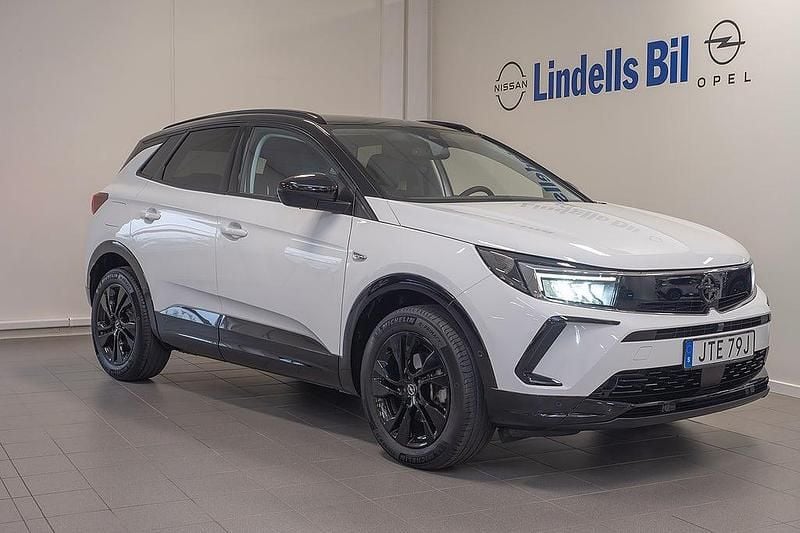 Begagnad Opel Grandland X 131 HK (96 kW) 2024 Vit SUV