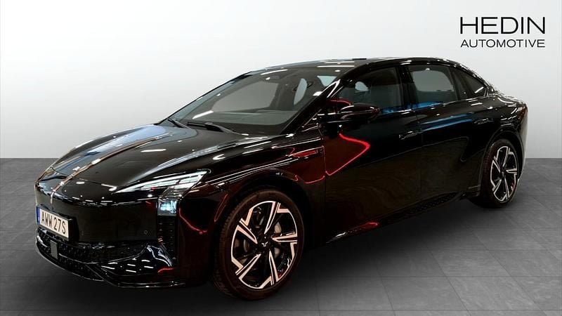 Ny Hongqi EH7 252 kW (343 HK) 2025 Svart (black) Sedan