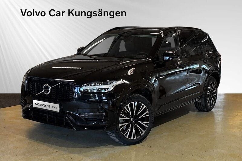 Svart Begagnad 2023 Volvo XC90 Ultimate SUV | 669 900 kr (Bra pris) - Bild 1/3
