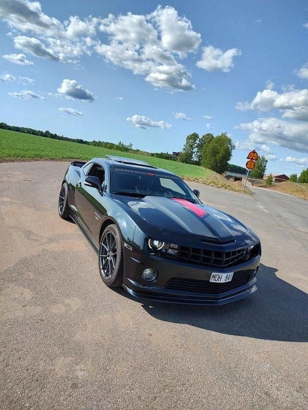 Svart Begagnad 2012 Chevrolet Camaro SS Sportkupé | 299 000 kr (Marknadspris) - Bild 1/4