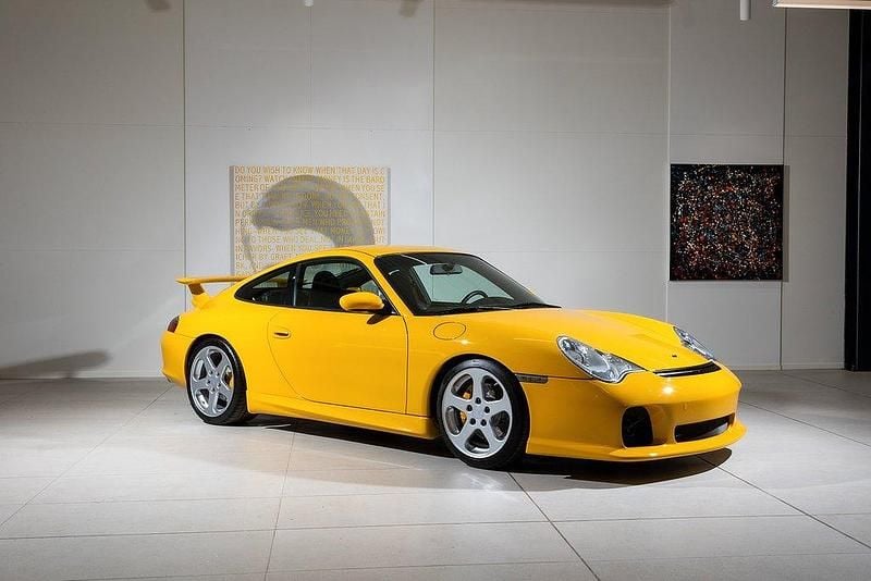 Gul Begagnad 2003 Porsche 996 Sportkupé | 1 695 000 kr - Bild 1/4