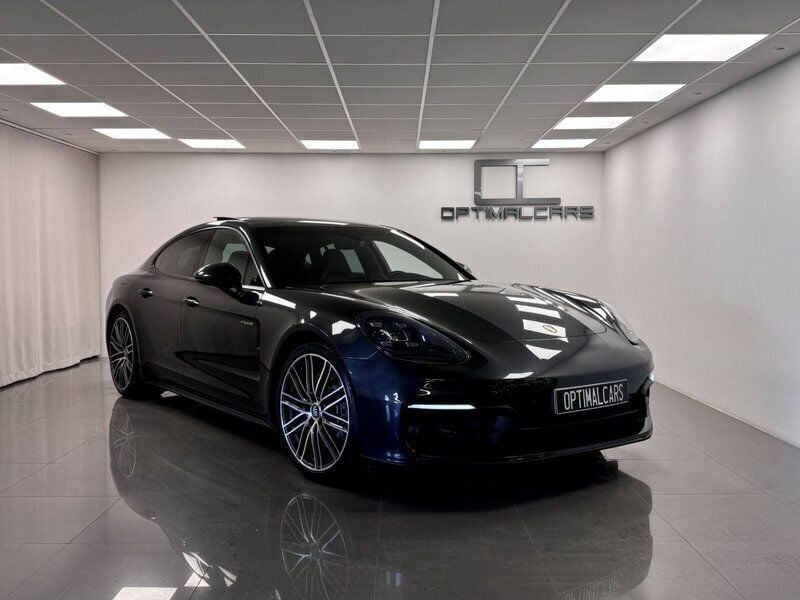 Mörkgrå (agate grå met.) Begagnad 2021 Porsche Panamera 4 Sedan | 899 900 kr (Marknadspris) - Bild 1/4