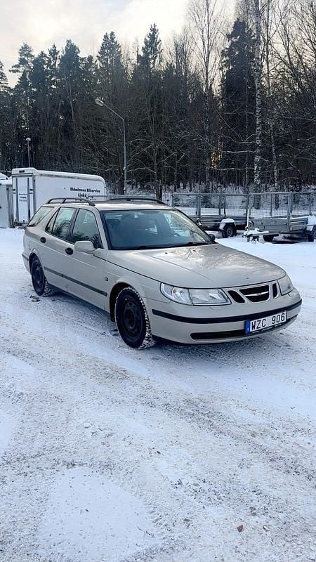 Begagnad 2005 Saab 9-5 Kombi | 19 900 kr (Marknadspris) - Bild 1/2