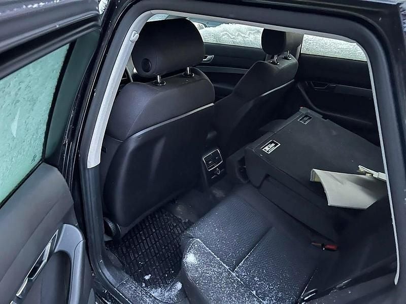 Begagnad Audi A6 Proline 170 HK (125 kW) 2006 Svart Kombi