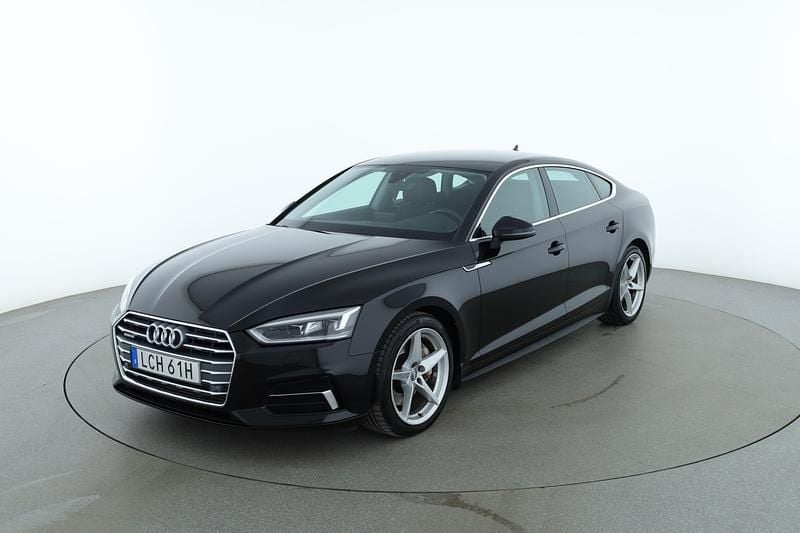 Svart Begagnad 2019 Audi A5 Sportback Halvkombi | 257 000 kr (Bra pris) - Bild 1/4